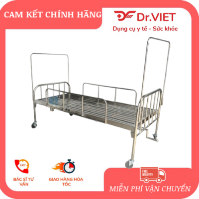 Giường bệnh inox 1,2 mét vạc hộp kín, thiết kế 1 tay quay, có thanh chắn & bánh xe tiện lợi. Tùy chọn có bô hoặc không bô, chất liệu inox bền chắc, dễ vệ sinh. Phù hợp cho bệnh viện, phòng khám & chăm sóc tại nhà.