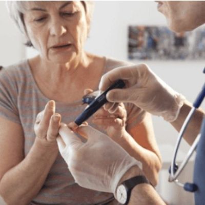 Bộ Đôi Accu-Chek Instant Chính Hãng: Máy Đo Đường Huyết + Que Thử – Đo Nhanh Chính Xác 10/10, Siêu Tiện Lợi Cho Người Tiểu Đường & Cao Tuổi!